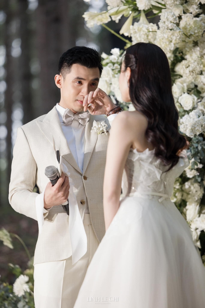 Lý do Midu và thiếu gia Minh Đạt tổ chức tiệc kín không có ba mẹ chồng tham dự - Ảnh 6.