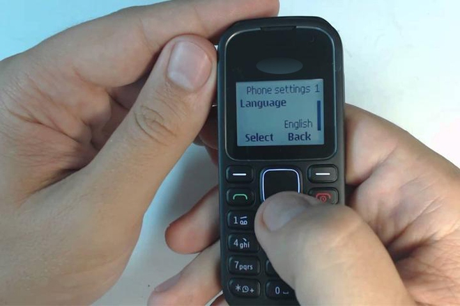 Điện thoại cục gạch sẽ bị khai tử vào tháng 9 - Ảnh 1.