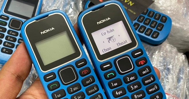 Điện thoại cục gạch sẽ bị khai tử vào tháng 9 - Ảnh 2.