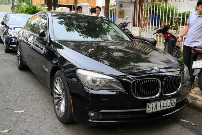 Ngắm lại loạt siêu xe rước dâu của 3 thiếu gia ngành nhựa đình đám nhất Việt Nam: Phải chi hồi đó được gả vào hào môn! - Ảnh 6.