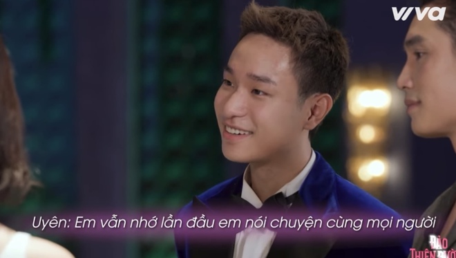 Quán quân 2k2 của Vietnam Idol không tập trung ca hát lại đi... show hẹn hò - Ảnh 9.