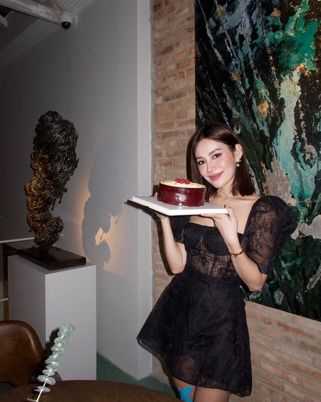 Tới lượt bạn thân Huyền Baby thành tâm điểm tranh cãi bởi đồ tập pickleball khoe lưng trần mướt mồ hôi- Ảnh 9. Tới lượt bạn thân Huyền Baby thành tâm điểm tranh cãi bởi đồ tập pickleball khoe lưng trần mướt mồ hôi- Ảnh 9.