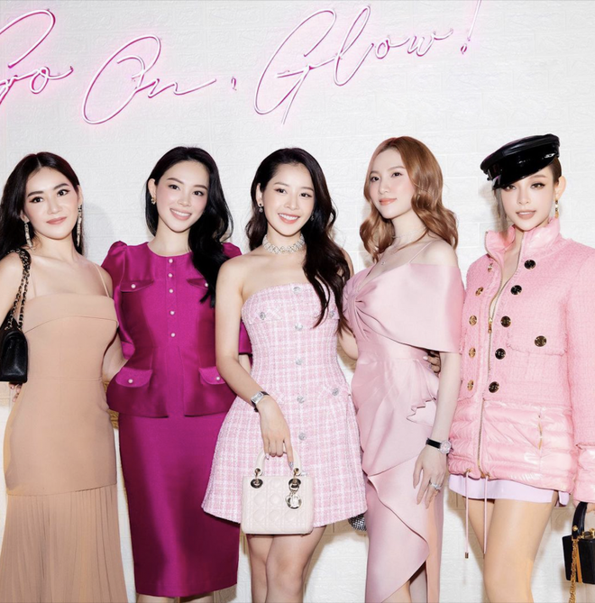 Tới lượt bạn thân Huyền Baby thành tâm điểm tranh cãi bởi đồ tập pickleball khoe lưng trần mướt mồ hôi- Ảnh 15. Tới lượt bạn thân Huyền Baby thành tâm điểm tranh cãi bởi đồ tập pickleball khoe lưng trần mướt mồ hôi- Ảnh 15.