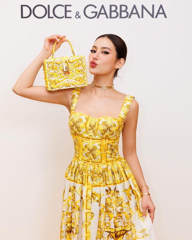 Tới lượt bạn thân Huyền Baby thành tâm điểm tranh cãi bởi đồ tập pickleball khoe lưng trần mướt mồ hôi- Ảnh 11. Tới lượt bạn thân Huyền Baby thành tâm điểm tranh cãi bởi đồ tập pickleball khoe lưng trần mướt mồ hôi- Ảnh 11.