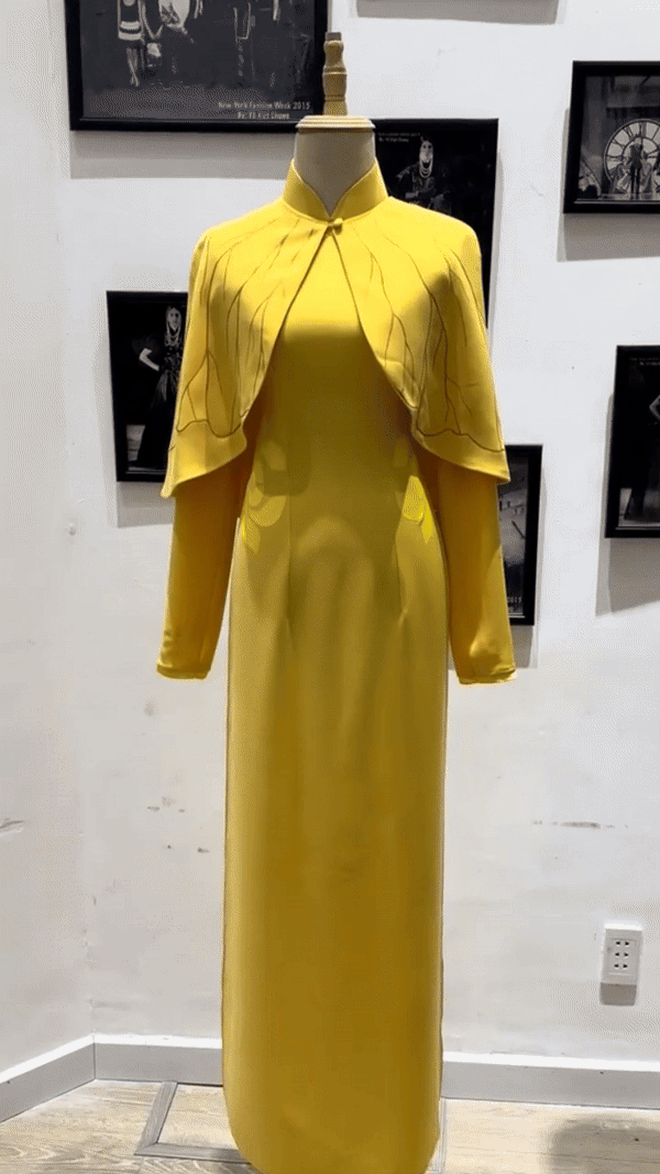 Người khen kẻ chê về đồng phục tiếp viên hàng không trên mạng xã hội- Ảnh 5. Người khen kẻ chê về đồng phục tiếp viên hàng không trên mạng xã hội- Ảnh 5.