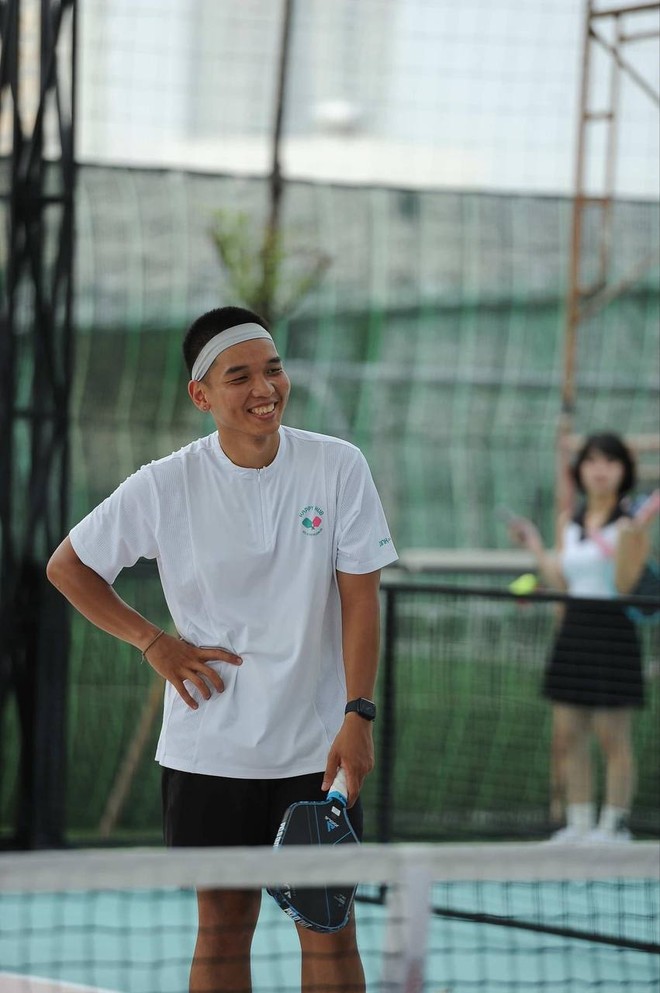 Chơi pickleball 4 ngày xuyên lễ, hội “chị đẹp” tuyên bố 1 điều bất ngờ về lời đồn lên sân giữ chồng- Ảnh 10. Chơi pickleball 4 ngày xuyên lễ, hội “chị đẹp” tuyên bố 1 điều bất ngờ về lời đồn lên sân giữ chồng- Ảnh 10.