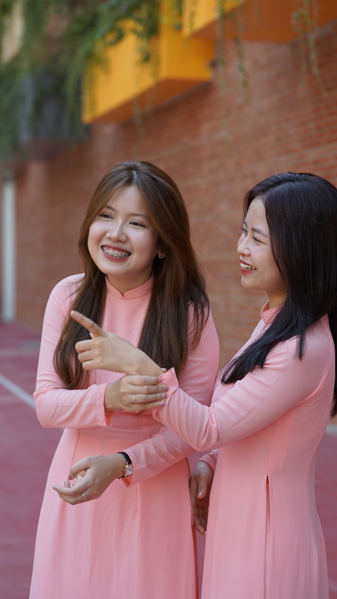 Toàn cảnh lễ khai giảng năm học mới: Rất nhanh - gọn nhưng vẫn thừa vui tươi và háo hức!- Ảnh 24. Toàn cảnh lễ khai giảng năm học mới: Rất nhanh - gọn nhưng vẫn thừa vui tươi và háo hức!- Ảnh 24.