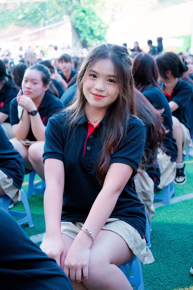 Toàn cảnh lễ khai giảng năm học mới: Rất nhanh - gọn nhưng vẫn thừa vui tươi và háo hức!- Ảnh 14. Toàn cảnh lễ khai giảng năm học mới: Rất nhanh - gọn nhưng vẫn thừa vui tươi và háo hức!- Ảnh 14.