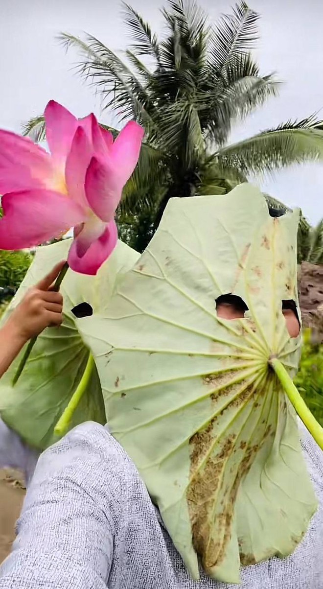 Trào lưu kỳ dị lấy đồ ăn làm mặt nạ chạy xe đã đến mức này rồi ư? Không tiết chế kẻo rước họa vào thân lúc nào không hay!- Ảnh 4. Trào lưu kỳ dị lấy đồ ăn làm mặt nạ chạy xe đã đến mức này rồi ư? Không tiết chế kẻo rước họa vào thân lúc nào không hay!- Ảnh 4.