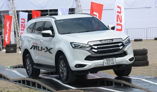 Top xe bán chậm Isuzu D-Max và MU-X bị triệu hồi do lỗi phần mềm