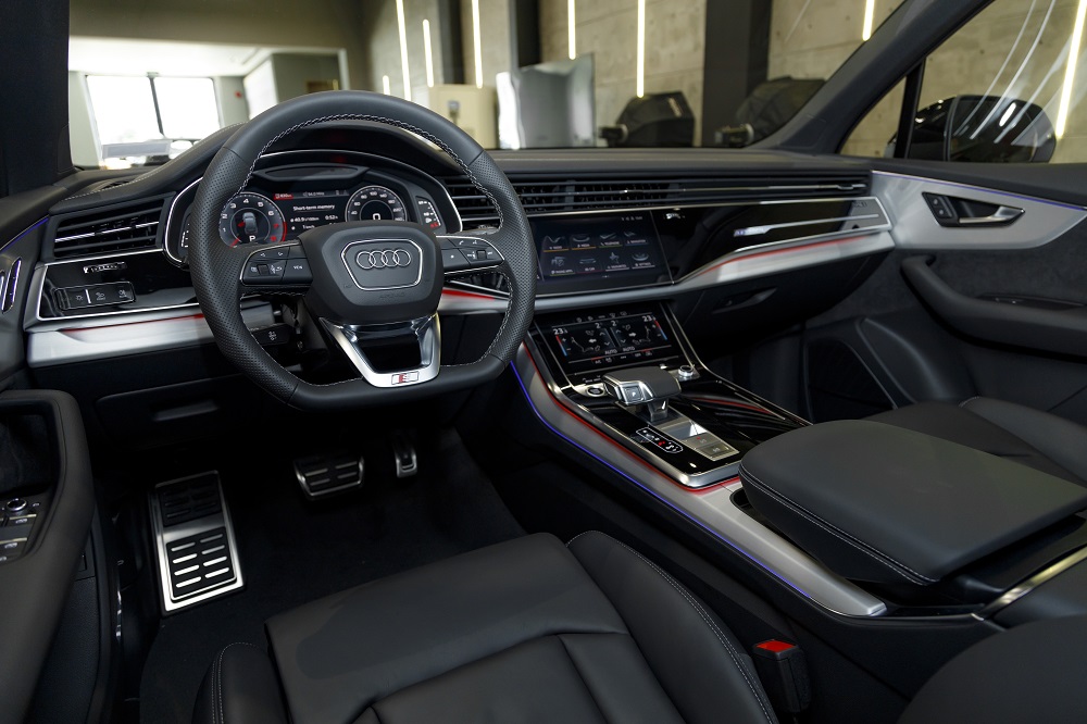 audi q7 sline 3