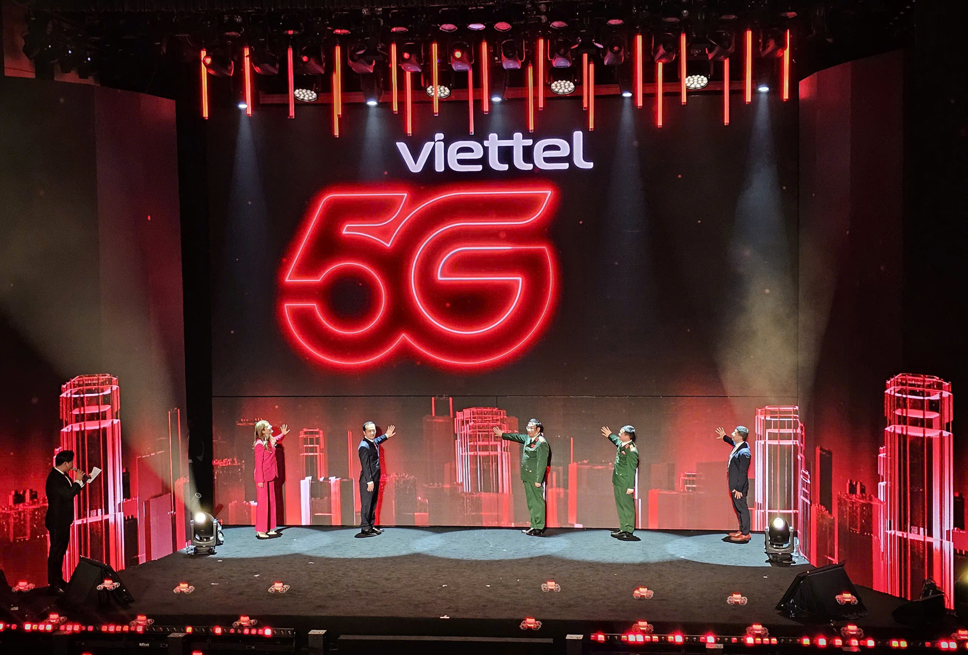 viettel khai truong 5g 15614