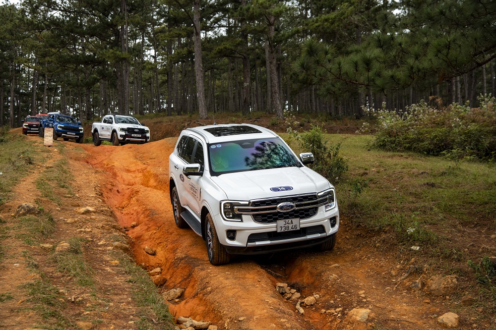 ford everest 2