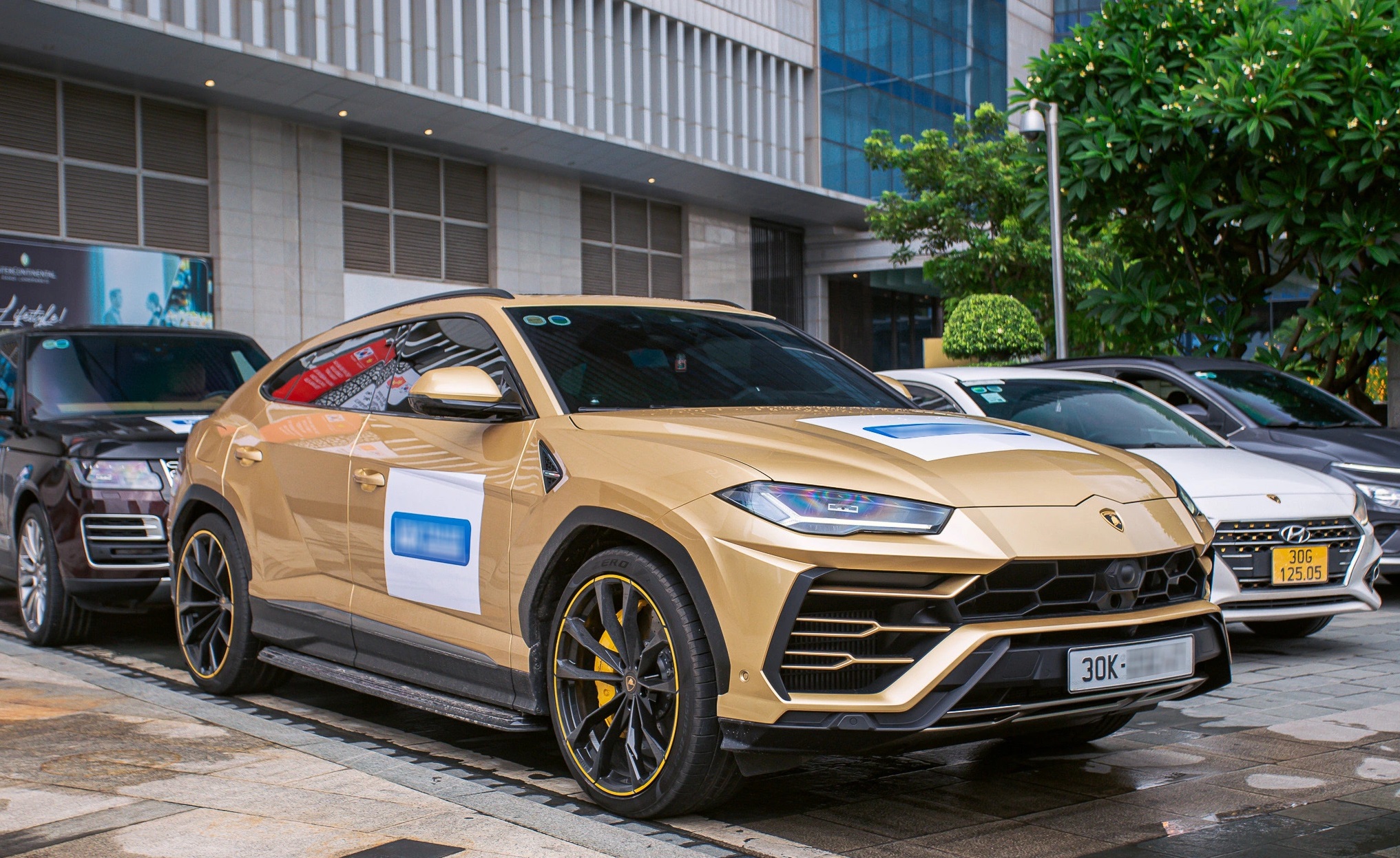 lamborghini urus