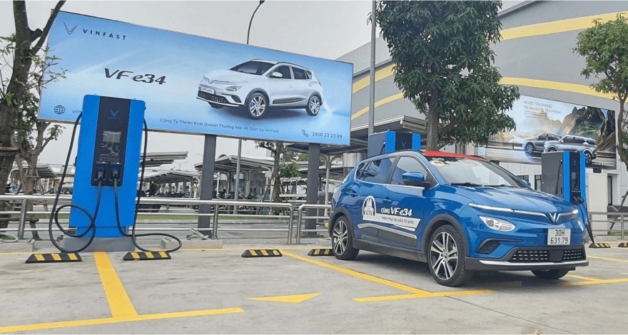 sac xe dien vinfast