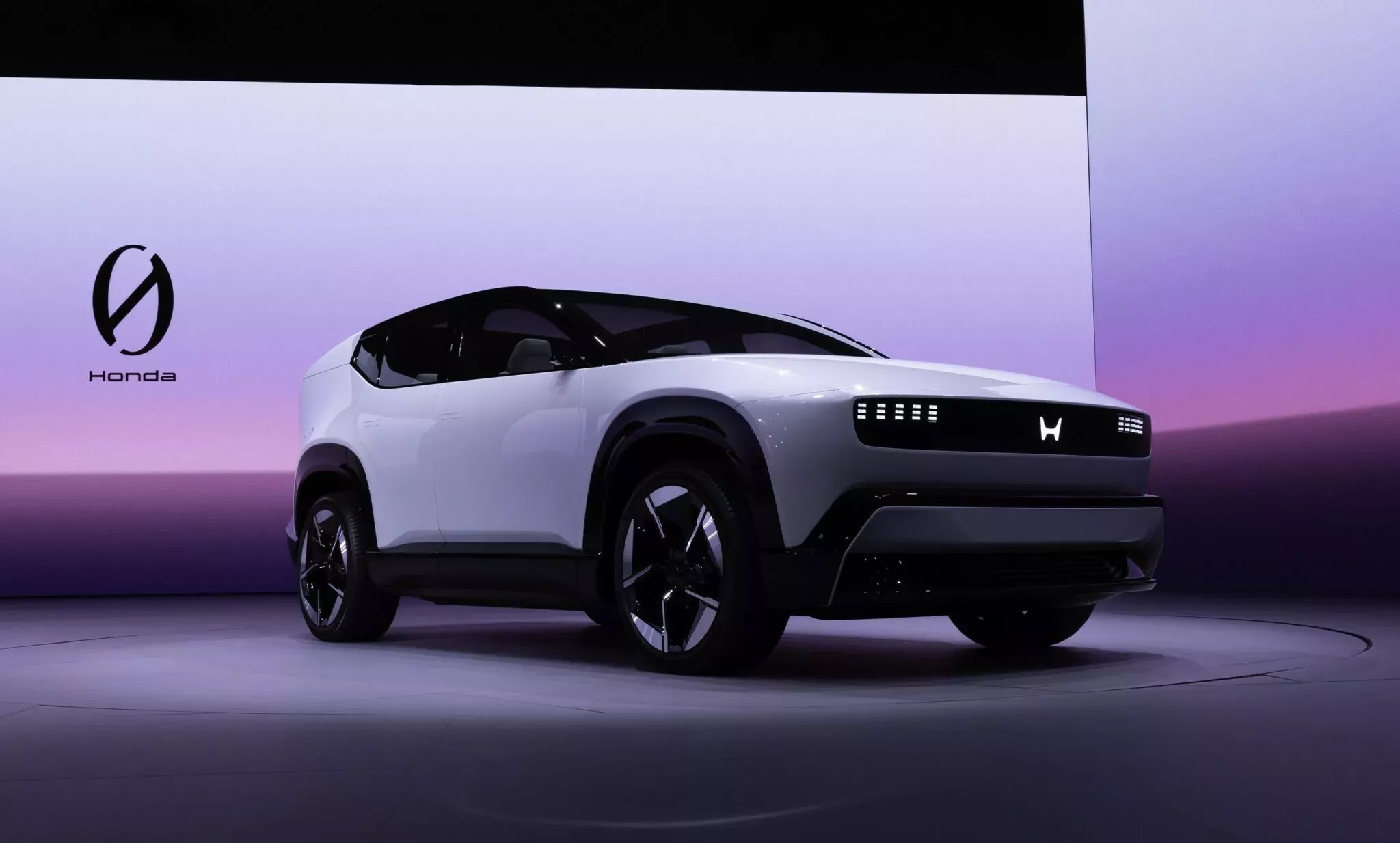 Phó Chủ tịch Honda đột ngột từ chức