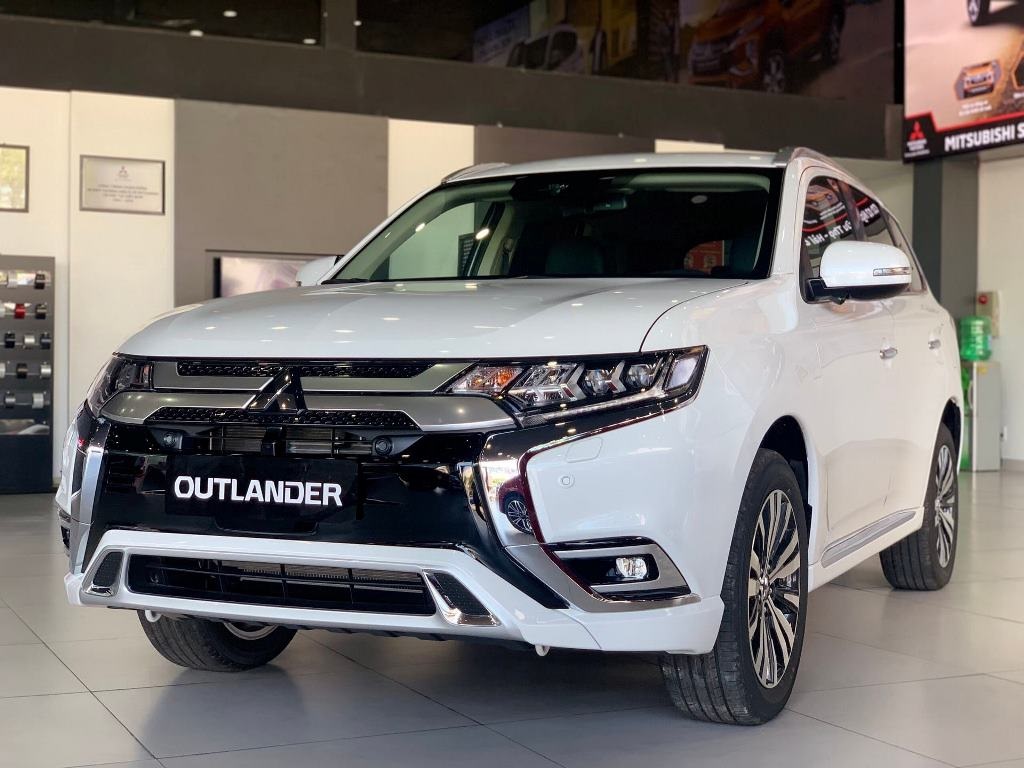 mitsubishi outlander3