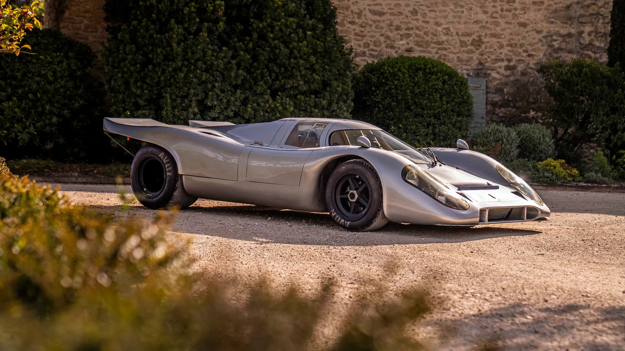 Porsche hé lộ siêu xe mới lấy cảm hứng từ chiếc xe đua 917 đầu tiên được lưu thông ngoài phố