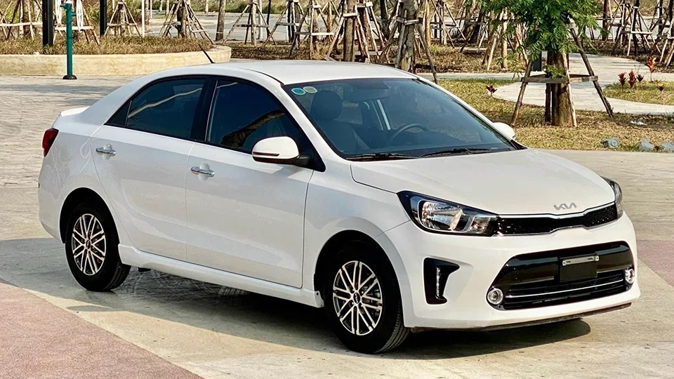 kia soluto1 kia soluto1