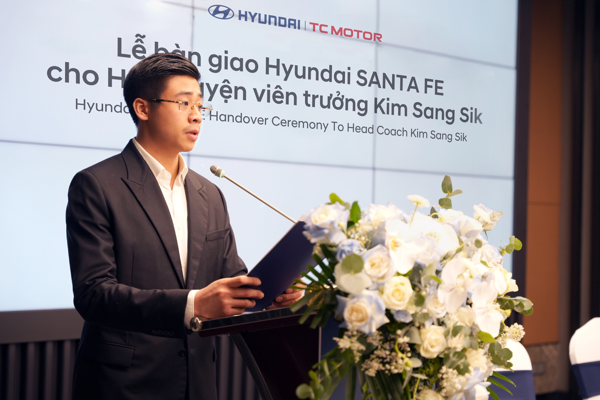 4 ong nguyen anh tu tong giam doc cua cong ty co phan lien doanh o to hyundai thanh cong viet nam chia se tai su kien1