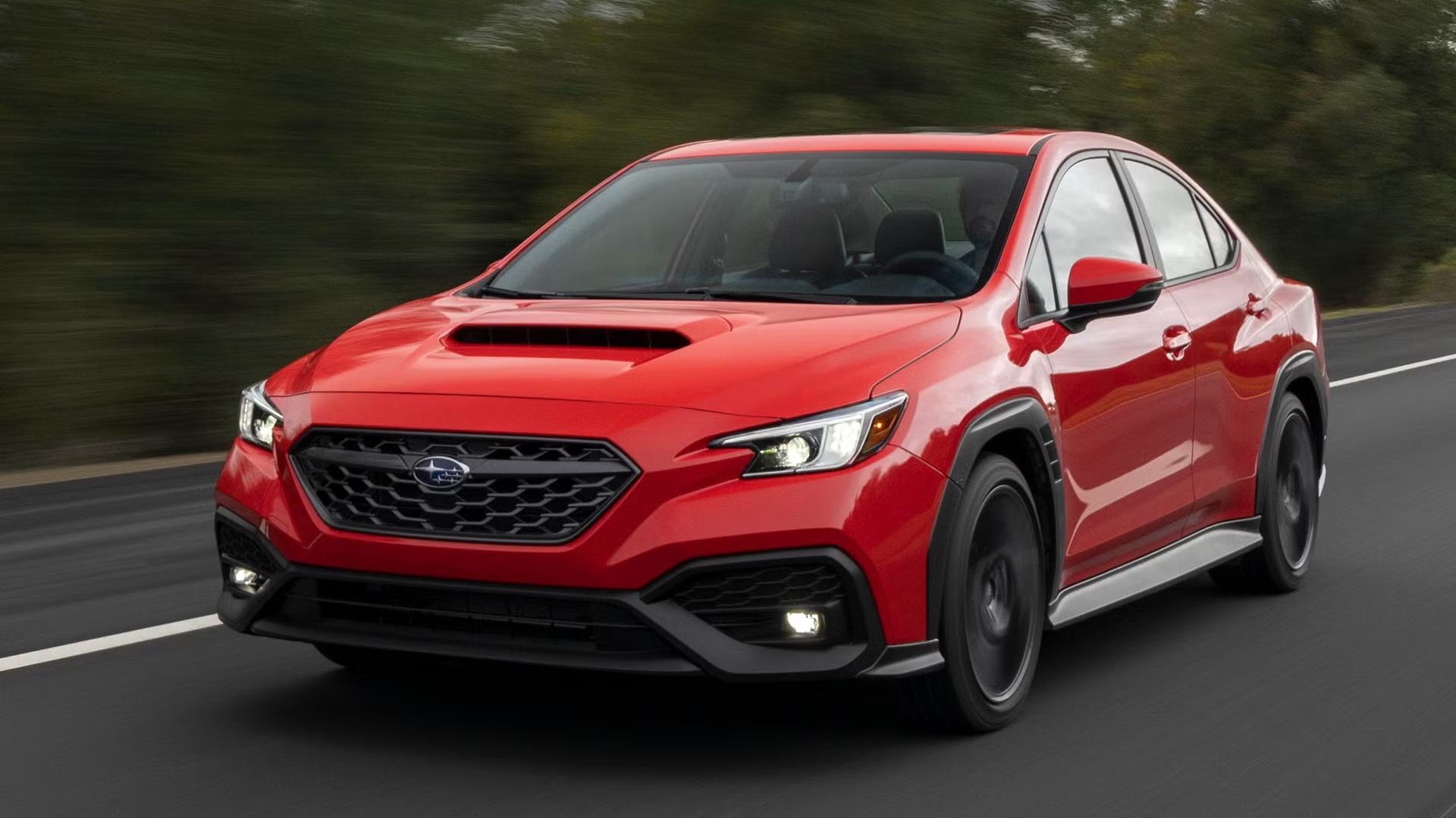 Subaru WRX 2025 âm thầm quay trở lại thị trường Việt, loạt đối thủ phải dè chừng