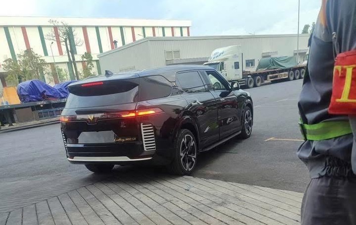 uoi xe vf 9 ban dac biet