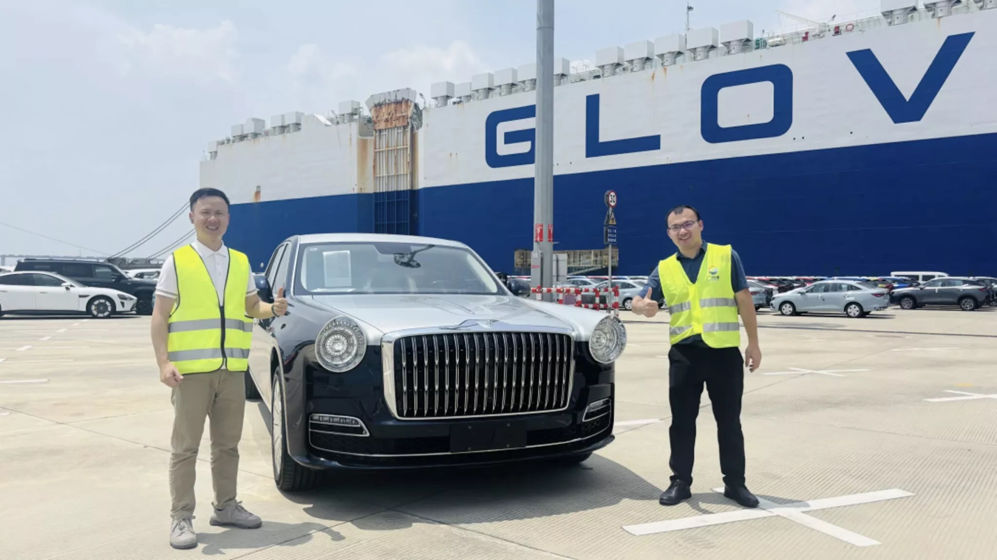 Đại gia Trung Đông bỏ tới 1,5 triệu USD để mua một chiếc “Rolls-Royce Trung Quốc”