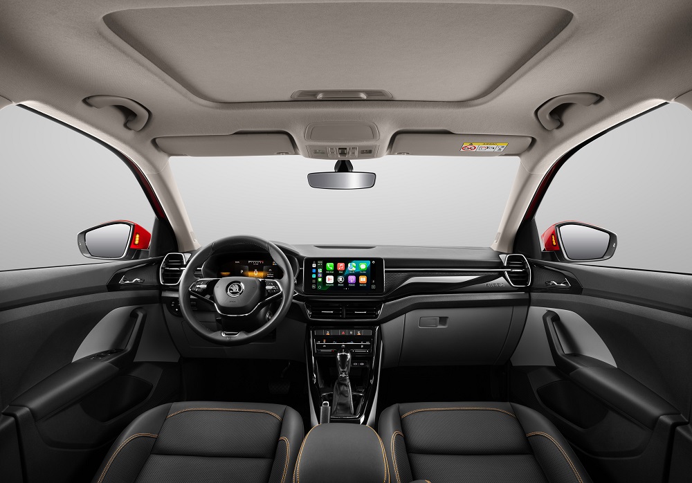 2 khoang noi that kushaq style