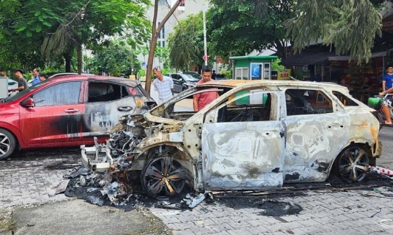 Peugeot 3008 cháy rụi còn trơ khung, THACO cam kết gì với khách?