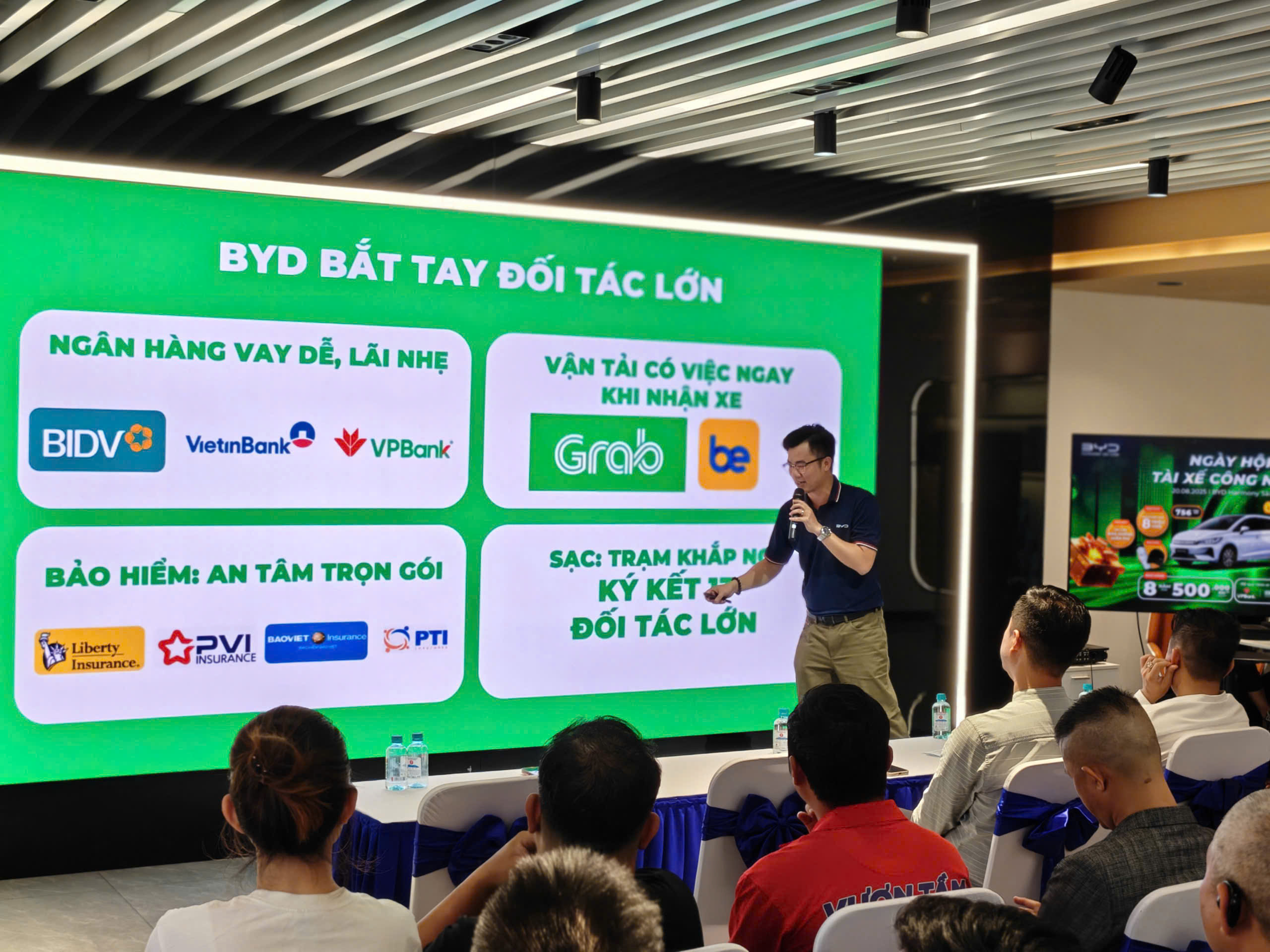 ngay hoi tai xe cong nghe1