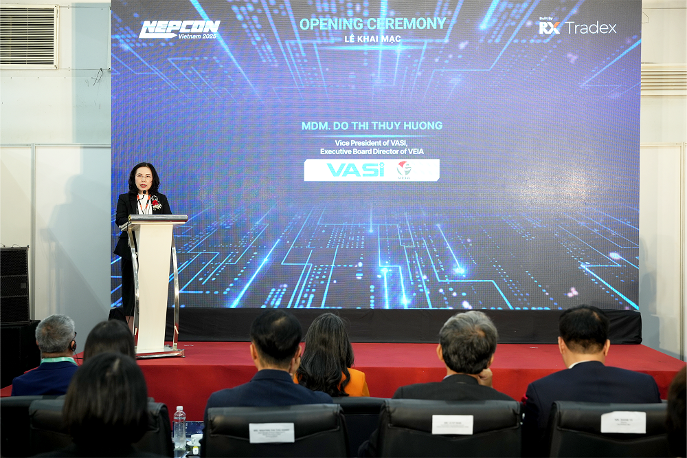 ba do thi thuy huong uy vien bch veia