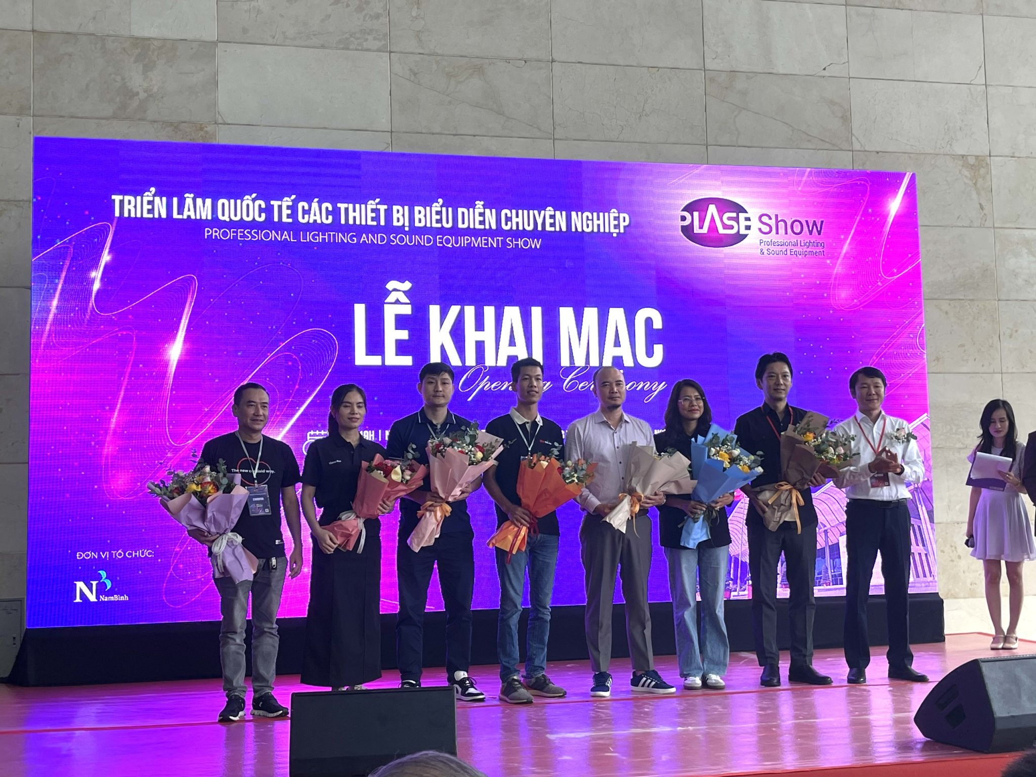 z7177910515012fce8efb068488fb5ef69b9c64a941ae9