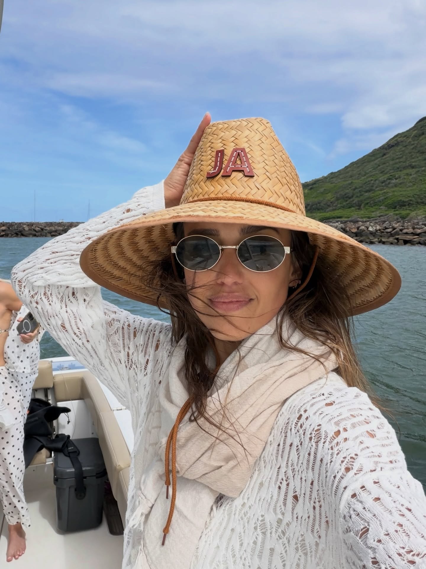 jessicaalba1775082584386599512104127879012223257