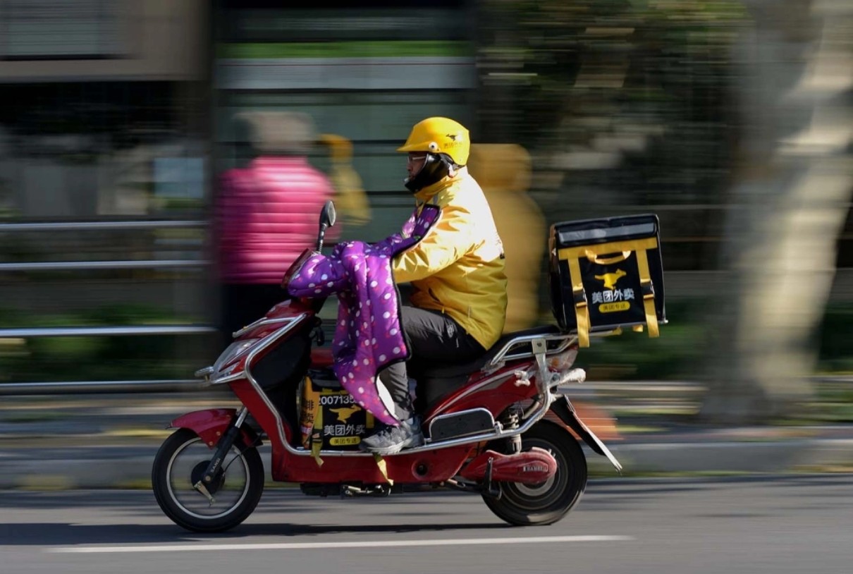 bac si di giao do an 2