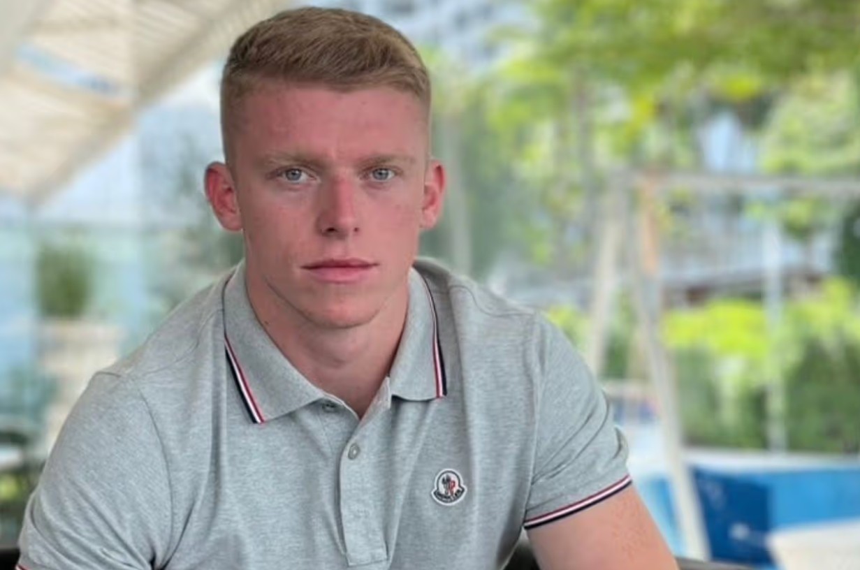 hieu truong 24 tuoi 1