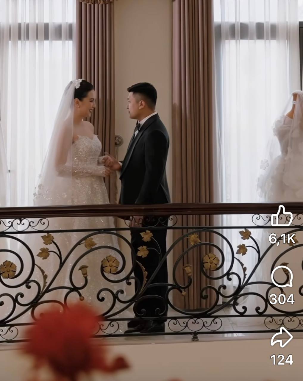 photo6332406194341265233y