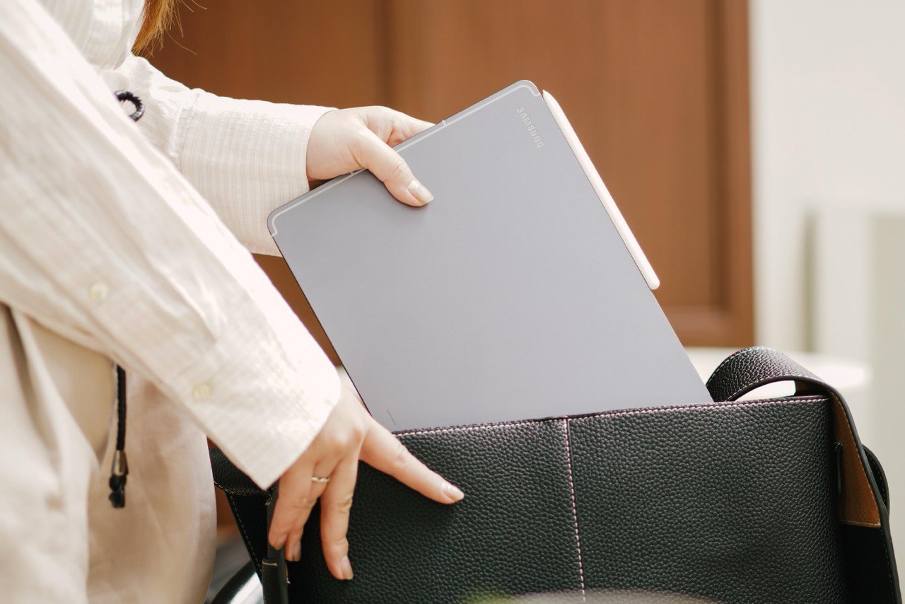 photo6087162457933072761y