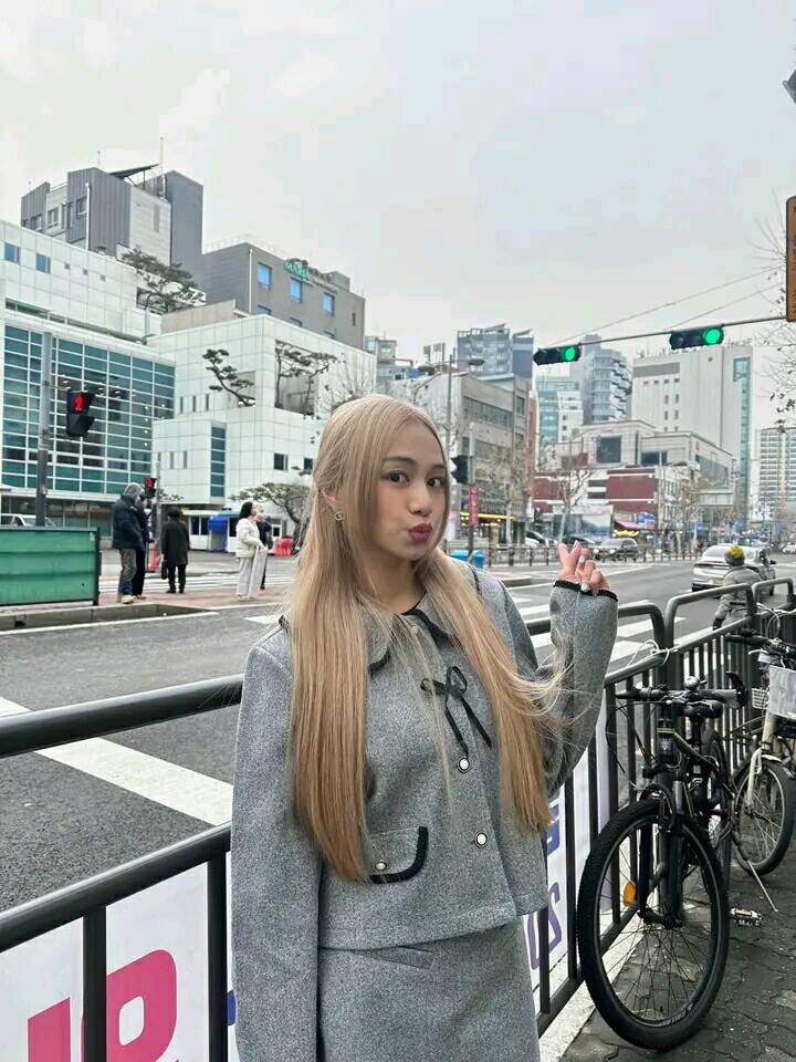 5052316361221325627587301858070814144693929169n