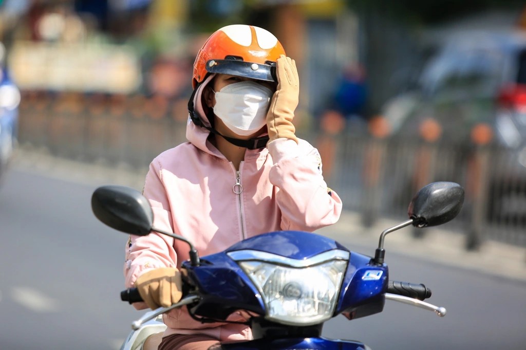 nang nong 1684587682447165074016