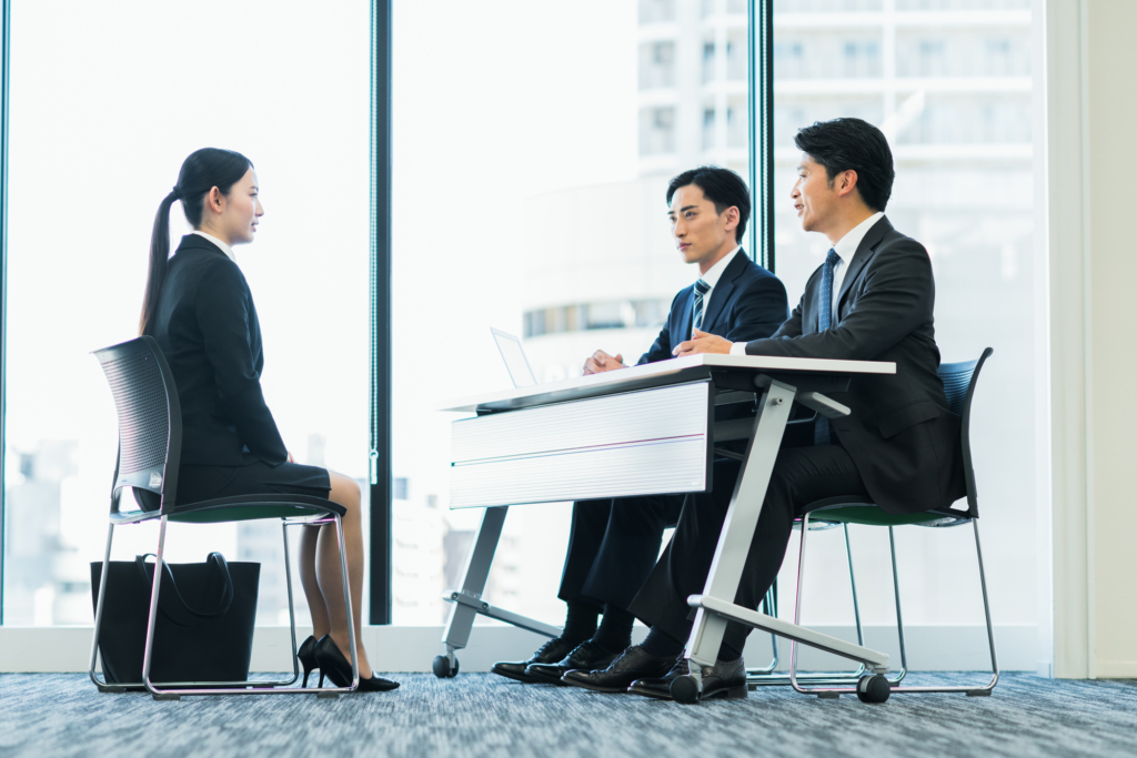 Cách nộp CV độc – lạ giúp chàng trai nhận được 10 lời mời phỏng vấn giữa bão SA THẢI, THẤT NGHIỆP: Đó là gì? - Ảnh 3. Cách nộp CV độc – lạ giúp chàng trai nhận được 10 lời mời phỏng vấn giữa bão SA THẢI, THẤT NGHIỆP: Đó là gì? - Ảnh 3.