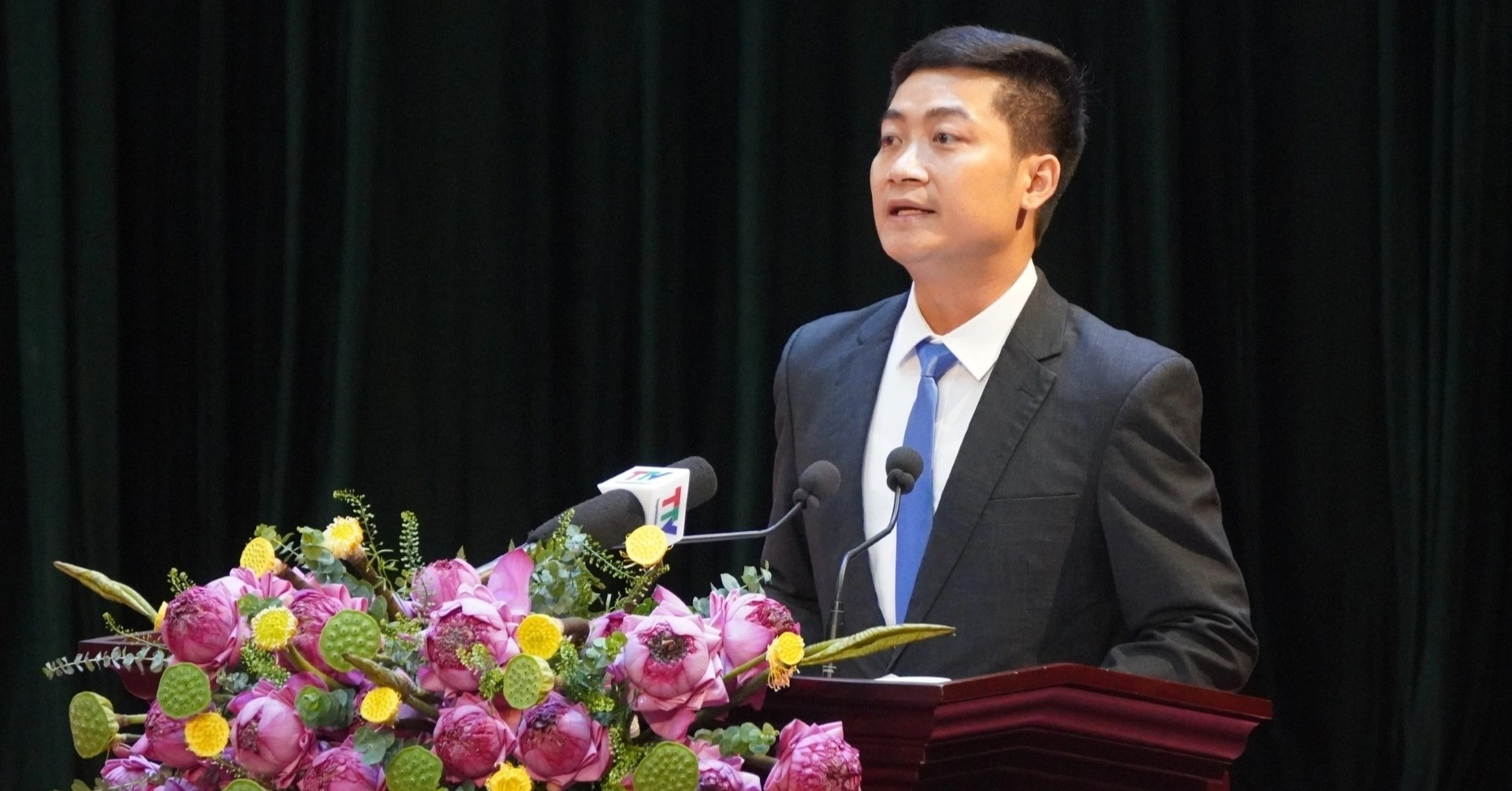 thanh hoa co bi thu xa la pho giao su sinh nam 1989 68281