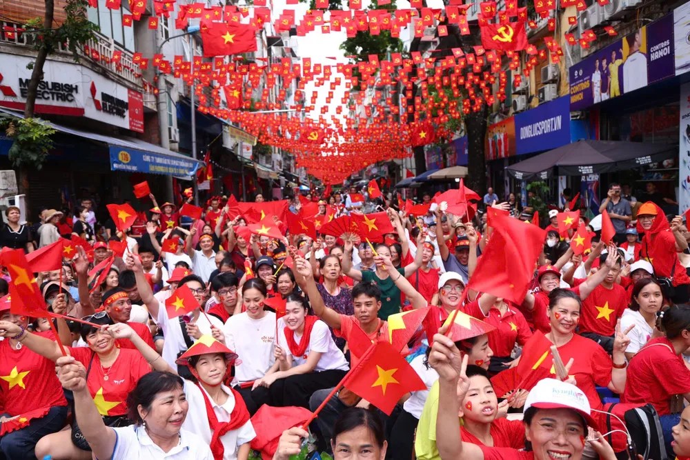 tet doc lap 2119 2523