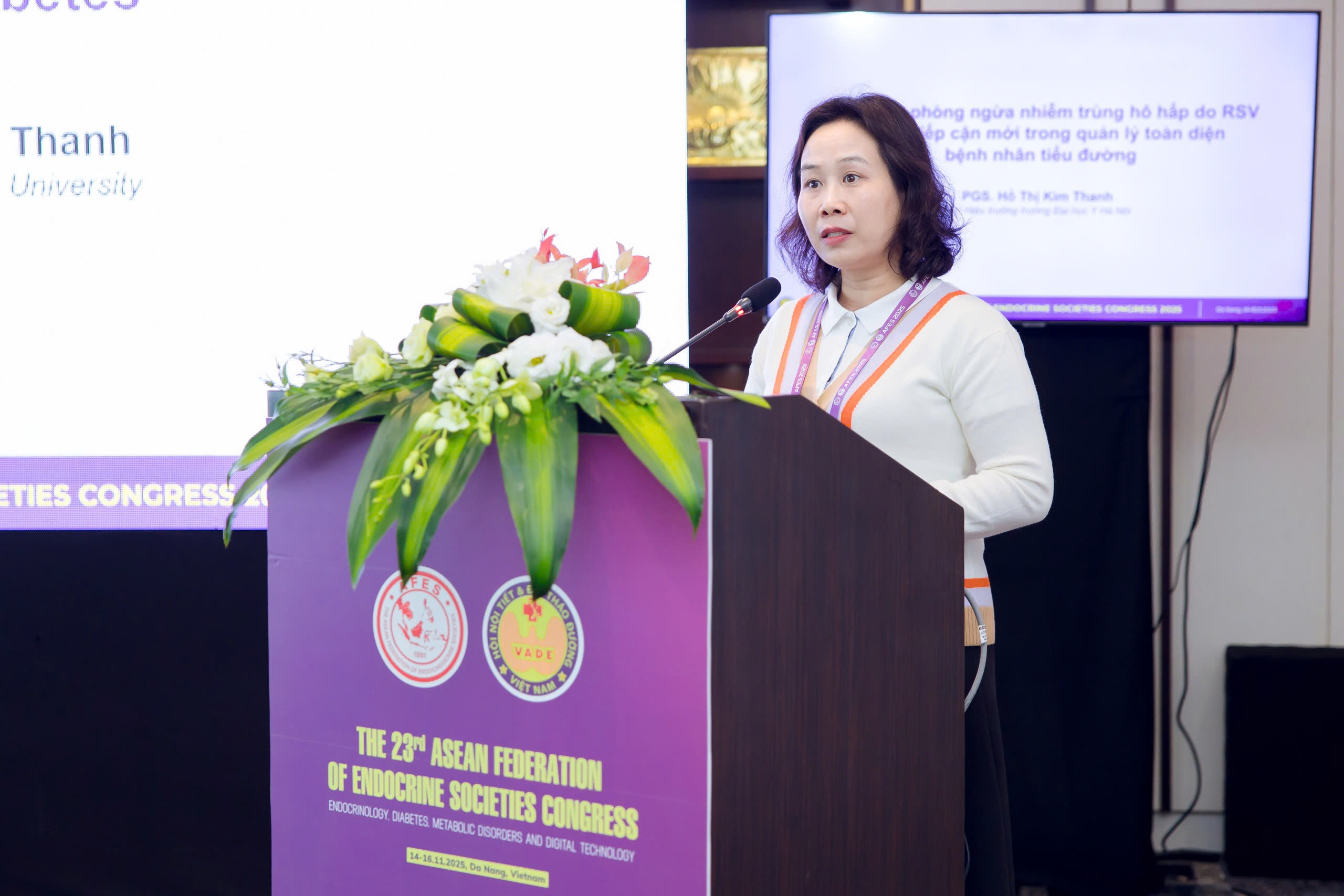 pgstsbs ho thi kim thanh pho hieu truong truong dai hoc y ha noi phat bieu tai hoi nghi