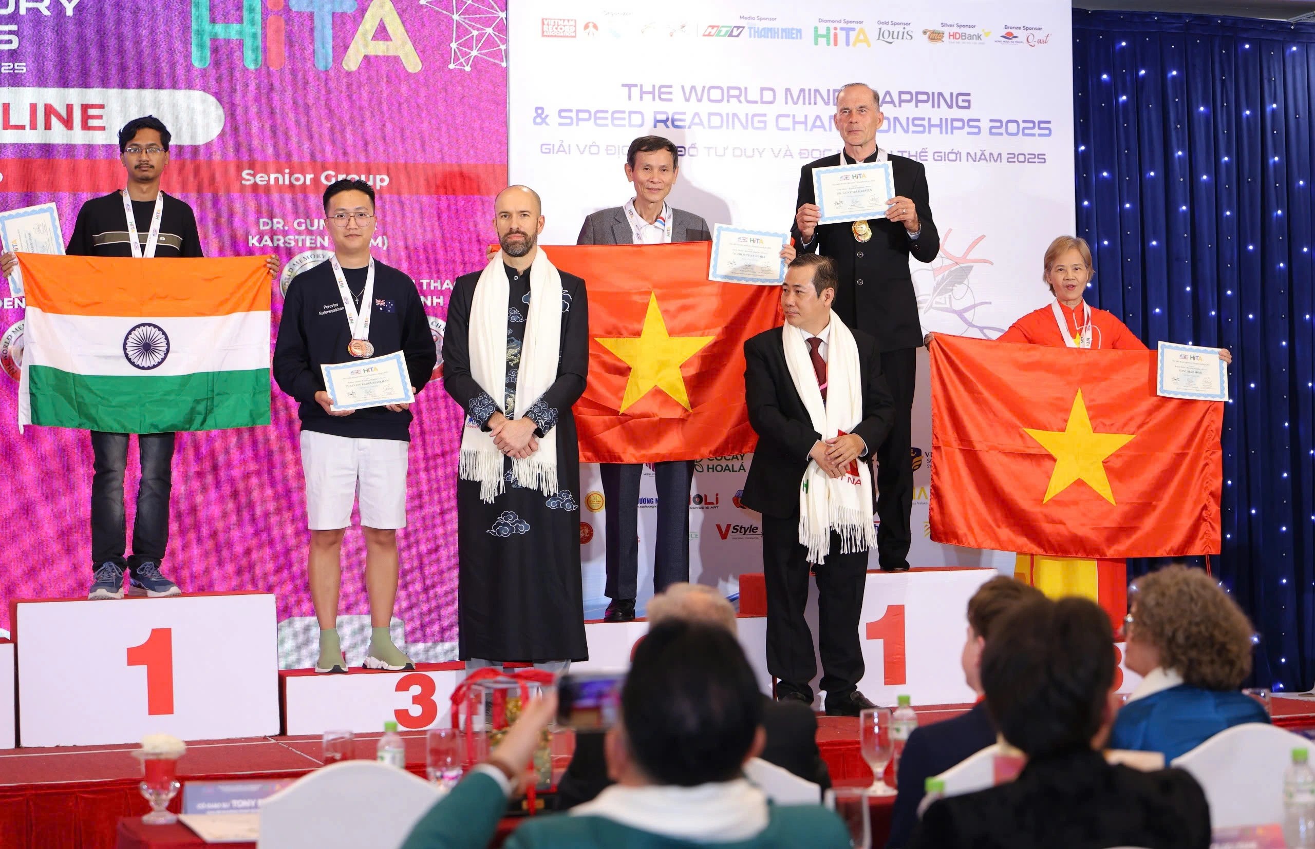 z7327186923062f832061e4e14068a11d6ce0d30933a14 1765730159366115402373