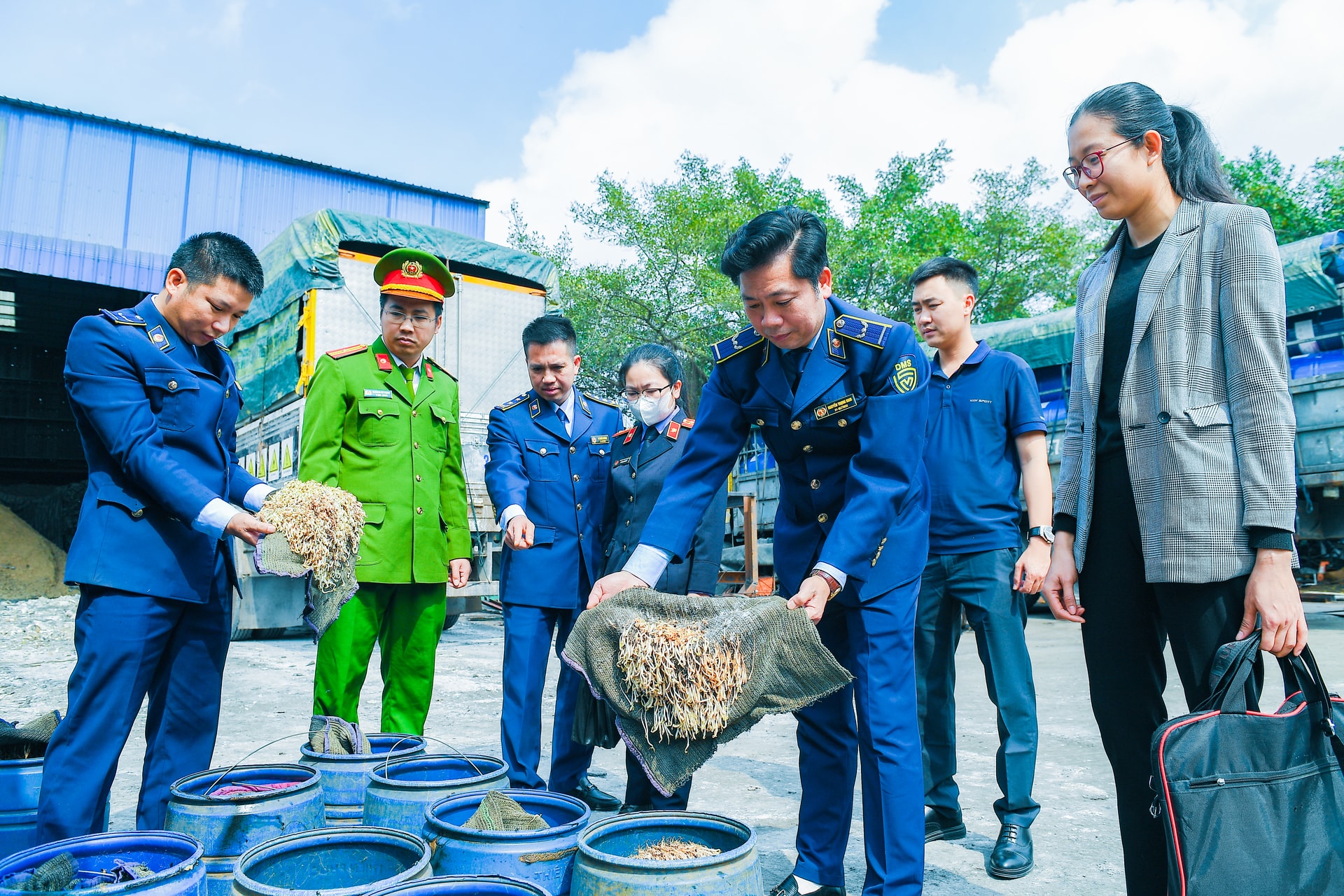 gia do ngam thuoc doc 3