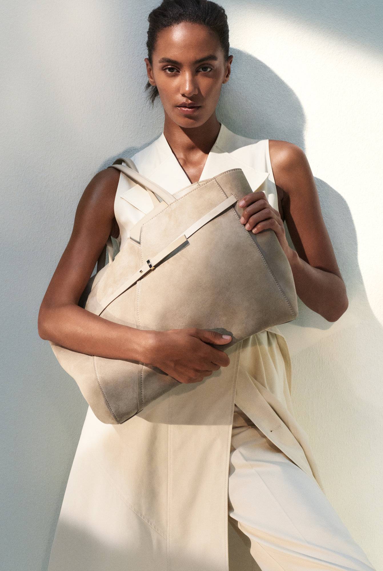 springsummer2026bossglobalcampaignsachaquenby0022x3image mid res