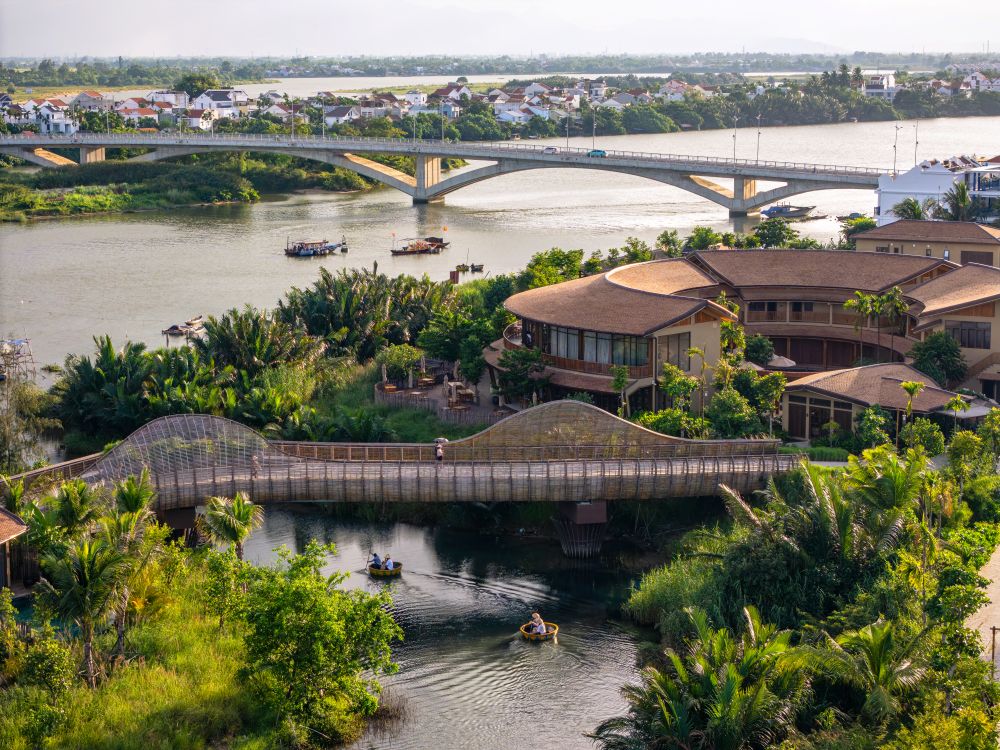 04 namia river retreatlj group