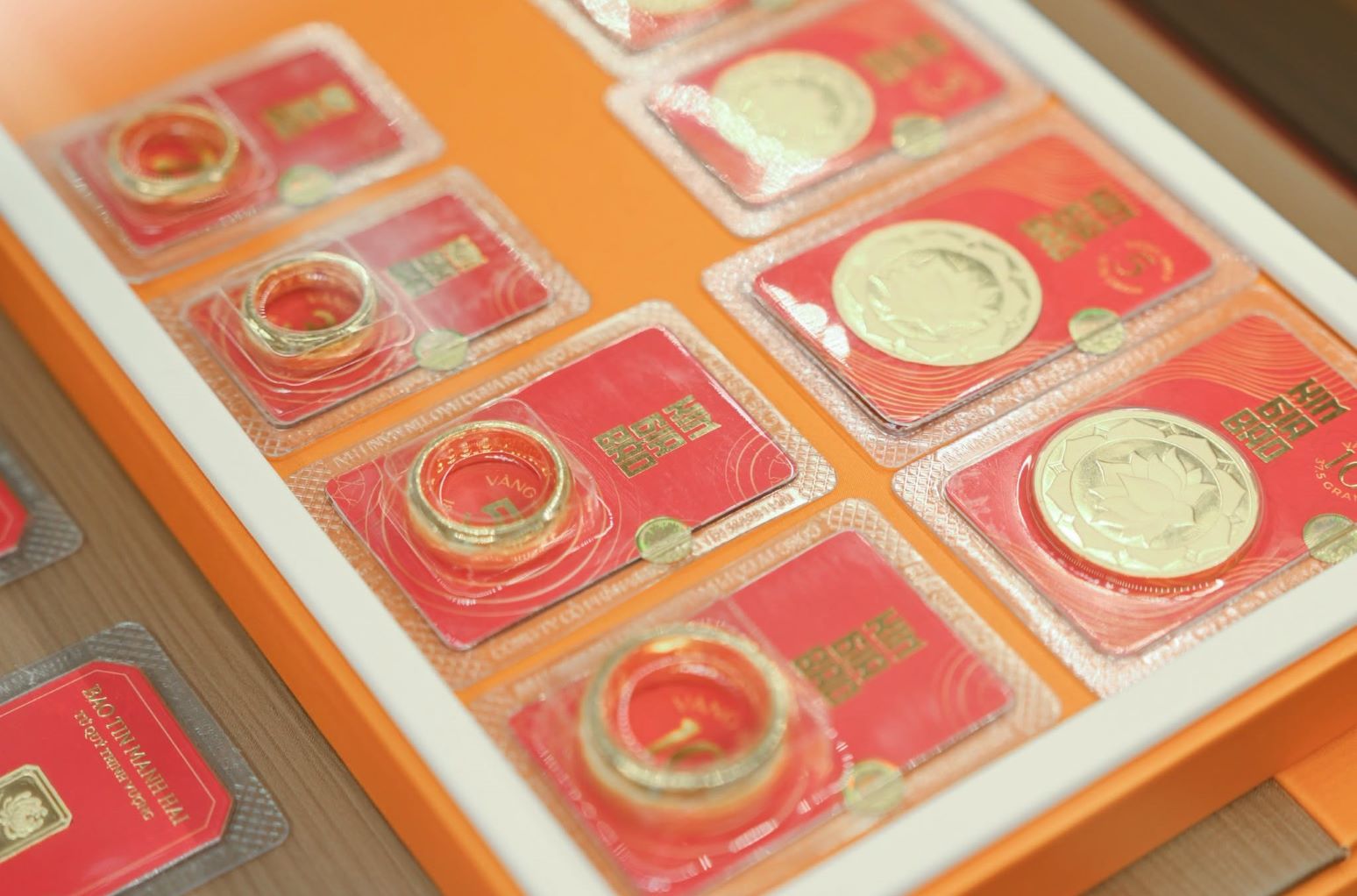 bao tin manh hai ava