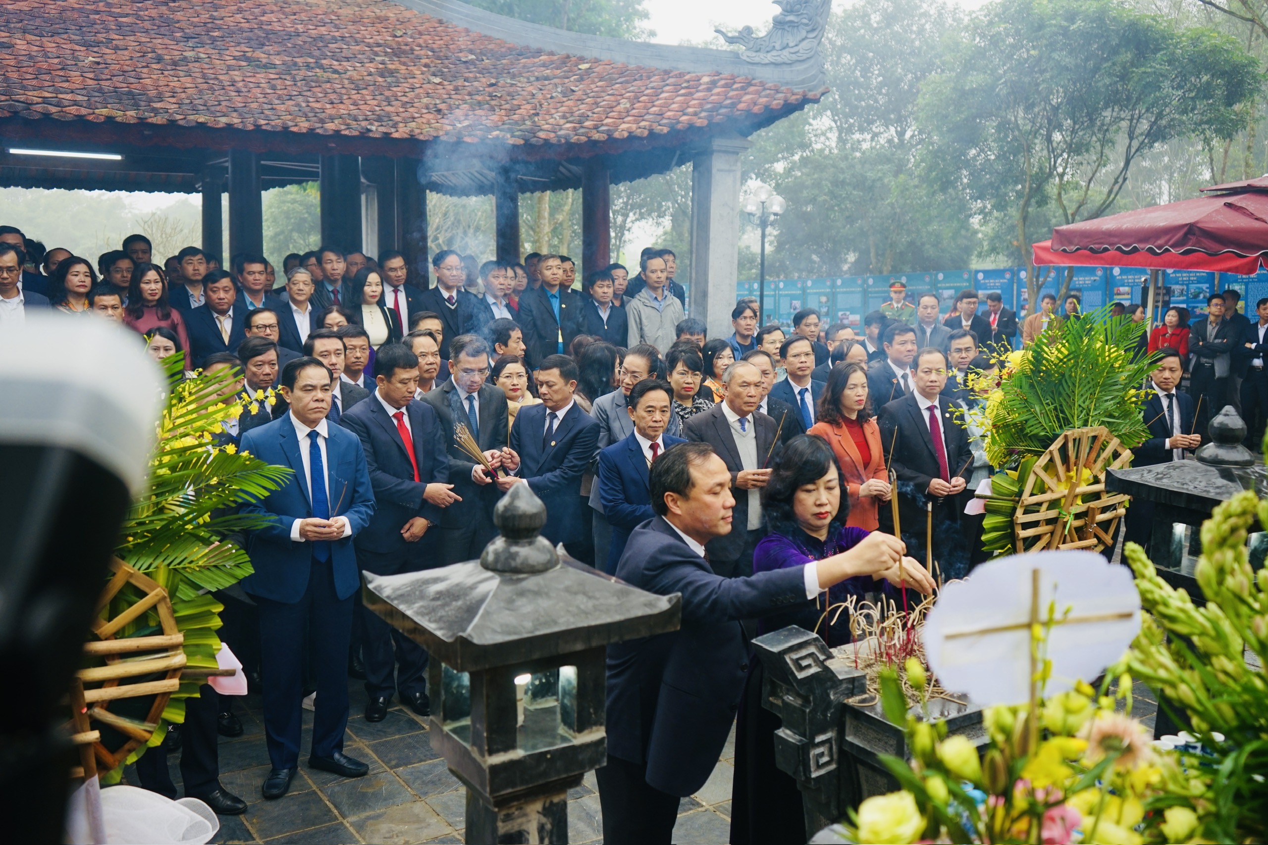 z61700989864005274179b283b34dabb87380543aee355