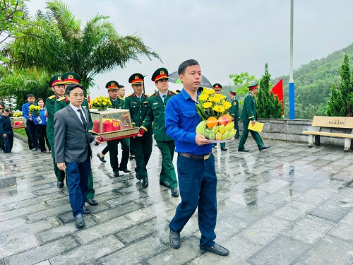 z663953360318078c4472de2bcfa310dc0010f5e3164e2